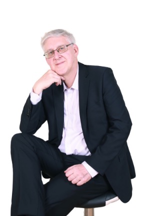 首席科学家：David S, Cram 教授